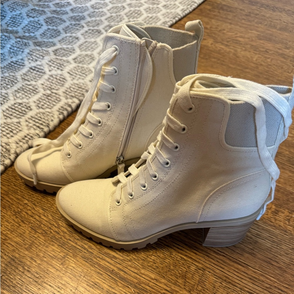 Dolce Vita White Lace Up Boots with Chunky Sole